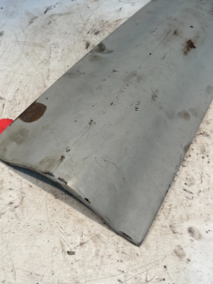 1954 Ford NAA Jubilee Tractor Center Hood Panel - Image 4 of 4