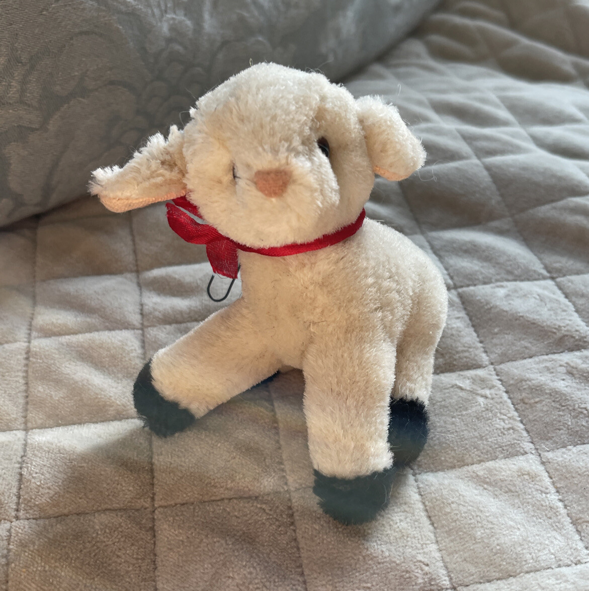 Vintage Stuffed Plush Lamb Ornament 4x3