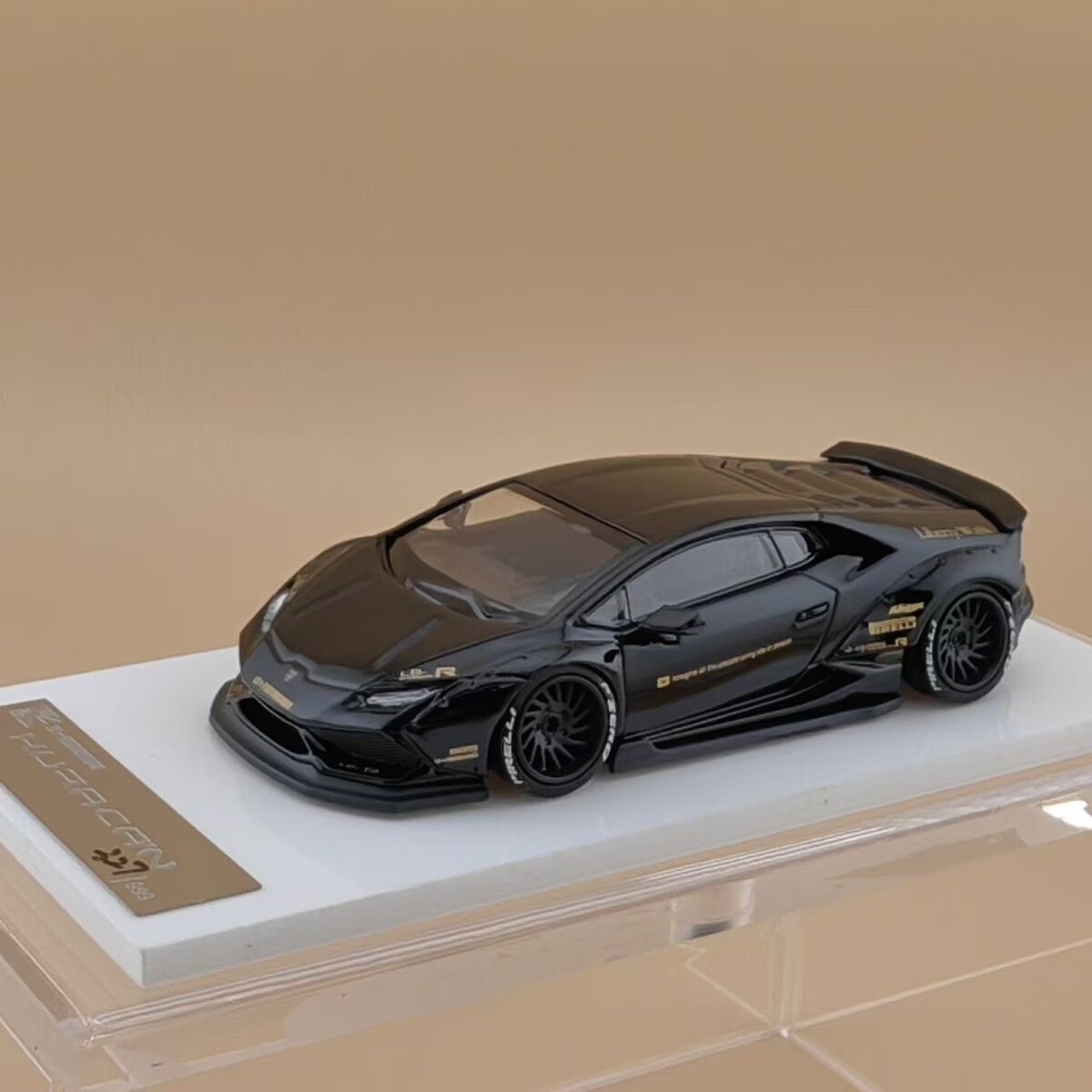 Onemodel 1:64 Black LP610 Huracan LB Sports Model Diecast Resin Car