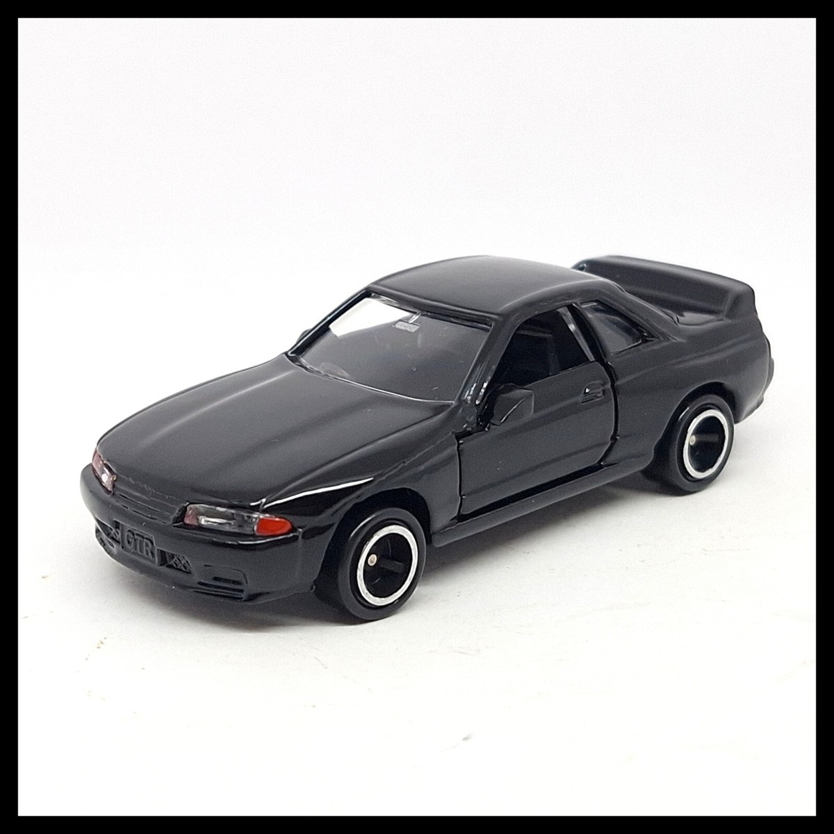 TOMICA Initial-D NISSAN SKYLINE GT-R BNR32 R32 1/59 TOMY 20 Black