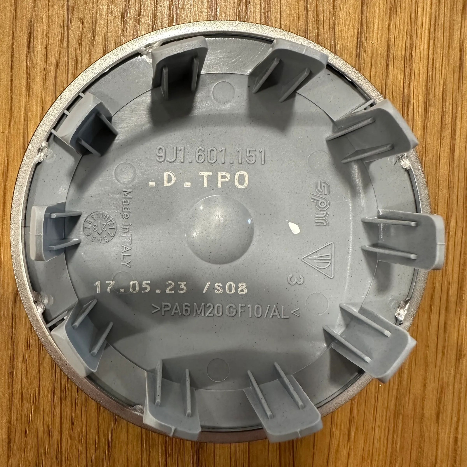 NEU 4x Original Porsche Nabendeckel Felgendeckel schwarz silber 