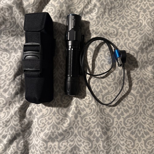 Olight Warrior 3S Black With Pouch Excellent Cond