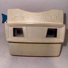 Vintage GAF View-Master Stereoscope 3D Viewer Made In USA Red And White