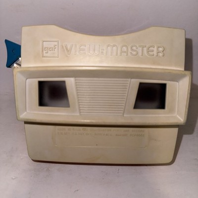 Vintage GAF View-Master Stereoscope 3D Viewer Made In USA Red And White