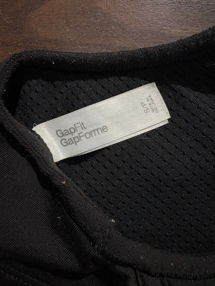 Sujetador deportivo negro GapFit para mujer talla S espalda deportiva soporte medio ropa deportiva Foto 4 de 4