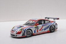 MINICHAMPS PORSCHE 911 GTS3 RSR 24H LE MANS 2009 LONG/NARAC/LIETZ #76 SCALE 1:18