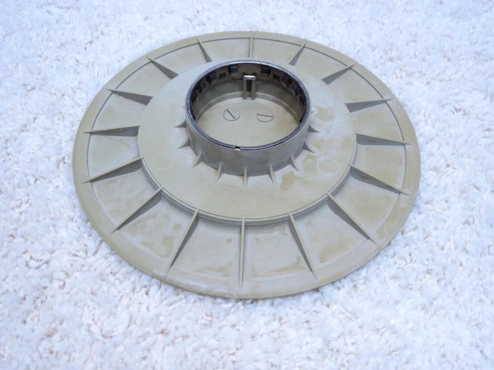 TOYOTA MR2 / PASEO / TERCEL OEM 14" RODA DE AÇO PRATA E TAMPA CENTRAL PRETA #2E-7 - Imagem 2 de 2