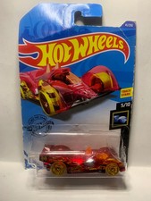 Red Hi-Tech Missile X-Raycers GHD54 D7C5 2018 Long Card Hot Wheels Diecast Car