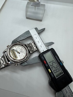 Vintage Casio AW-600 Wrist Watch Module 373 Mans Alarm