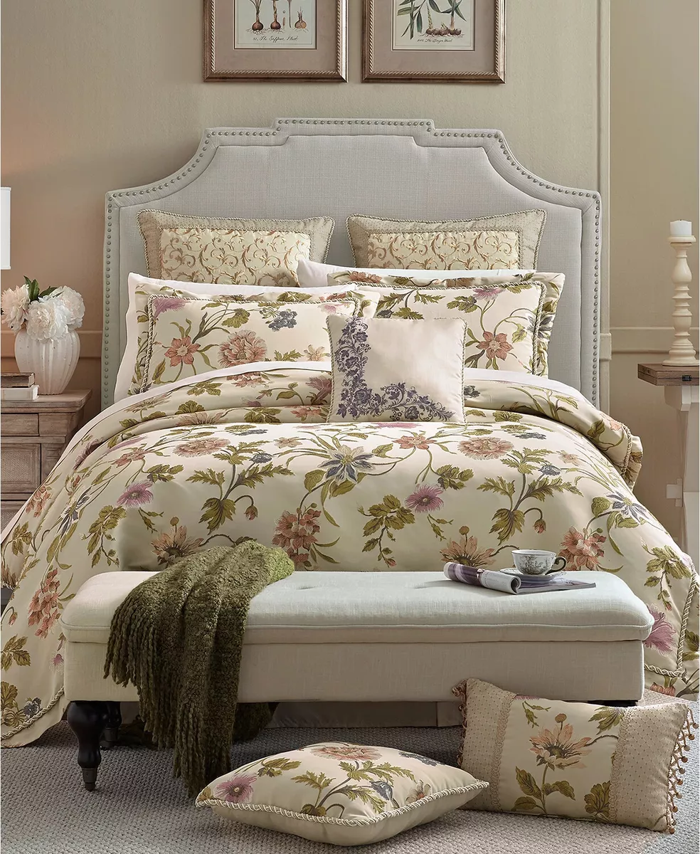 Croscill daphne store pillows