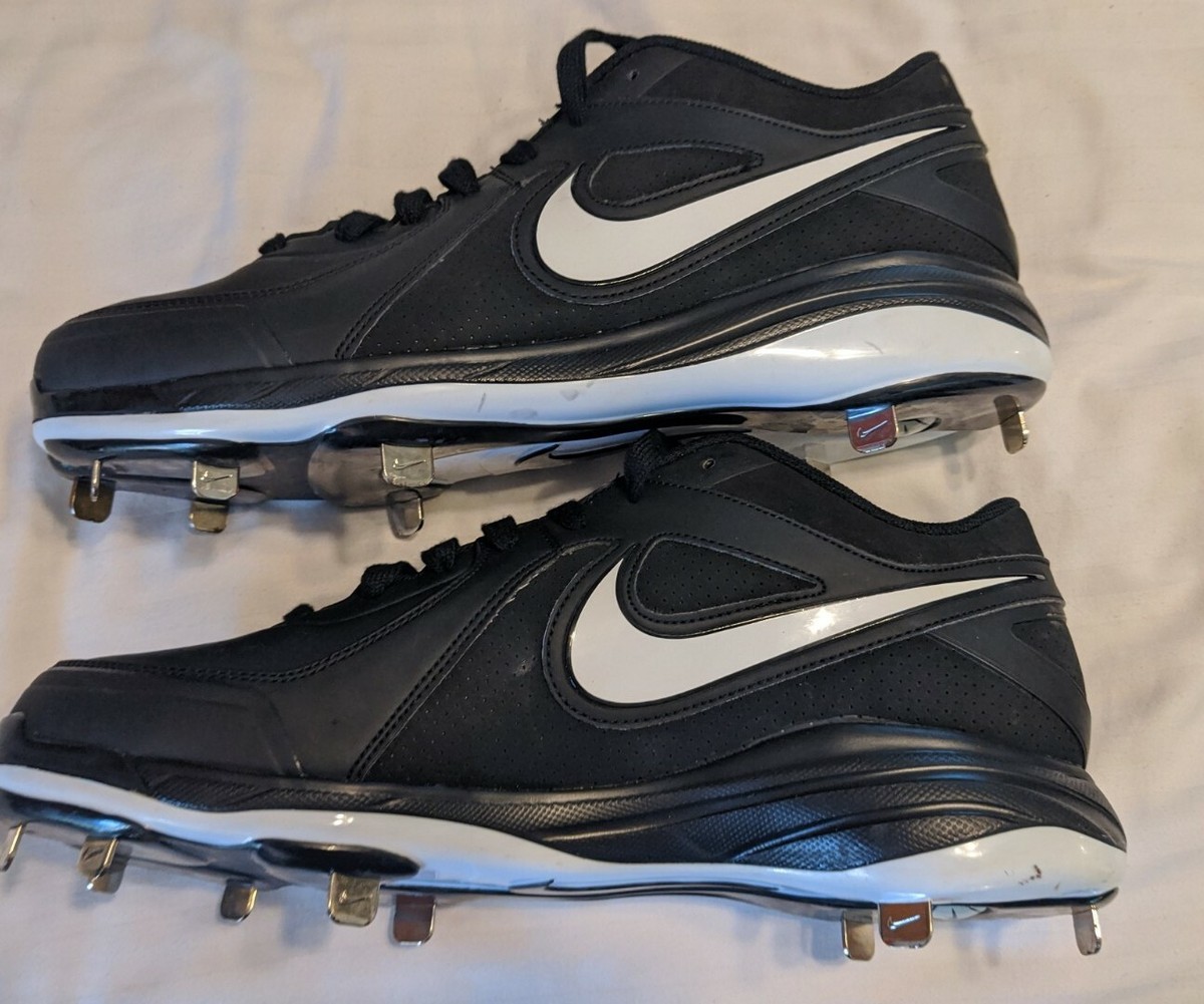 Nike MVP BSBL Cleats (13) Nike Air MVP Pro Metal 2 Black and White Baseball Cleats  main image 4