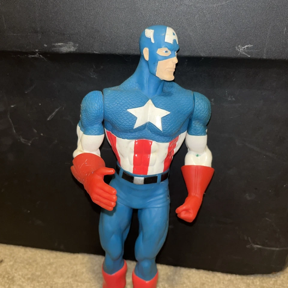 Collect 1997 Marvel Captain America 10.5" Action Figure Rare OOP Vintage - Image 2 of 4