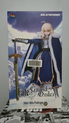 Real Action Heroes RAH Fate/Grand Order Saber/Artoria Pendragon