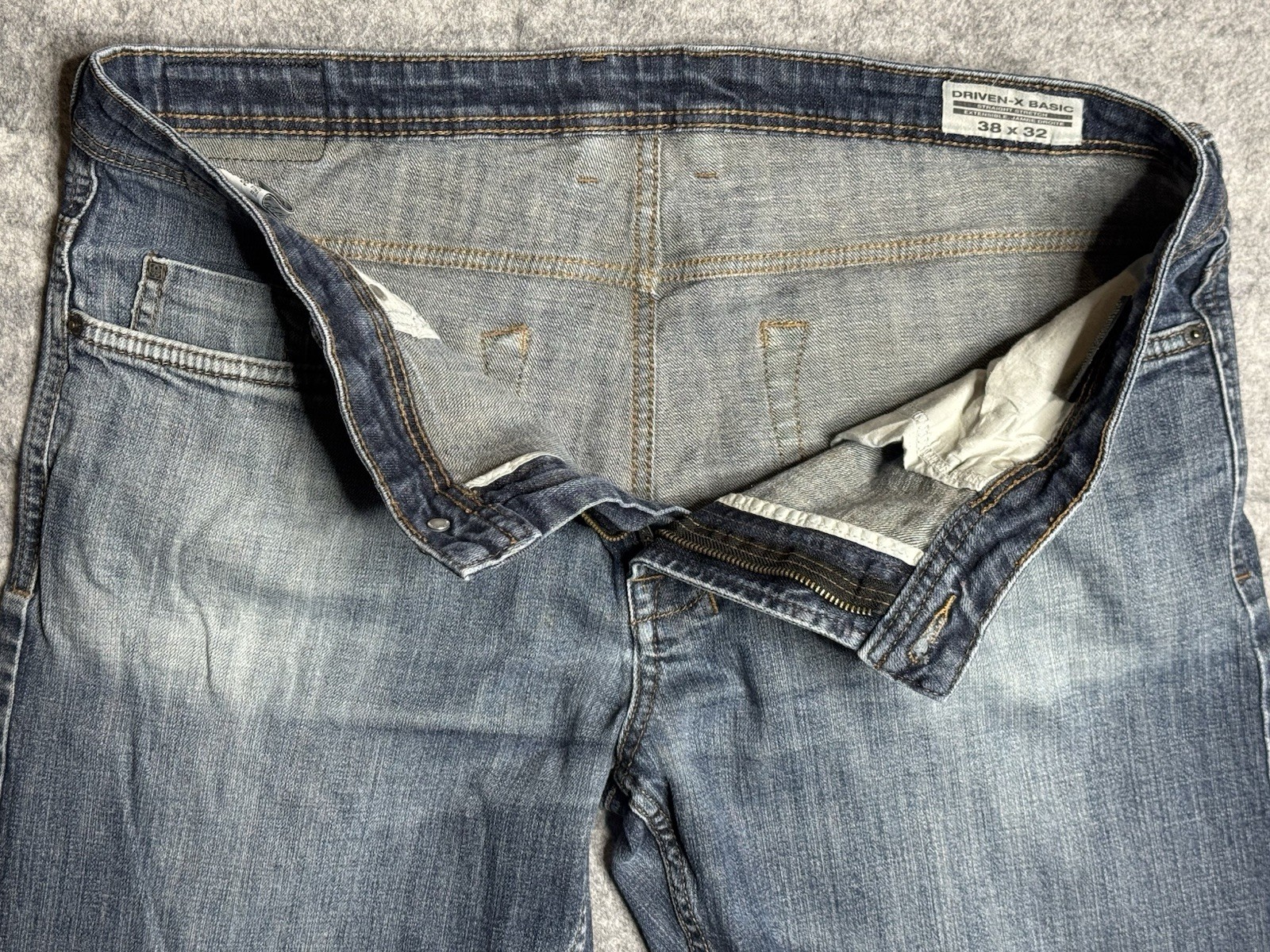 Buffalo David Bitton Driven-X Basic Straight Stre… - image 3