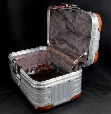 Rimowa Topaz ASSIMA AL Beauty Case 17L | eBay
