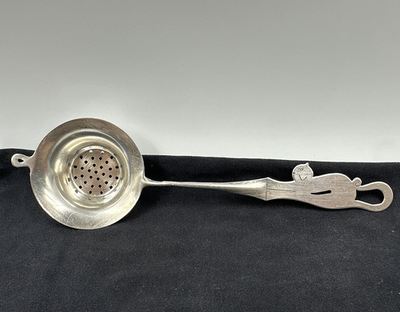 #ad Vintage Sterling Silver Tea Strainer Cat Handle 925 Whimsical Playful MCM 21g $110.00