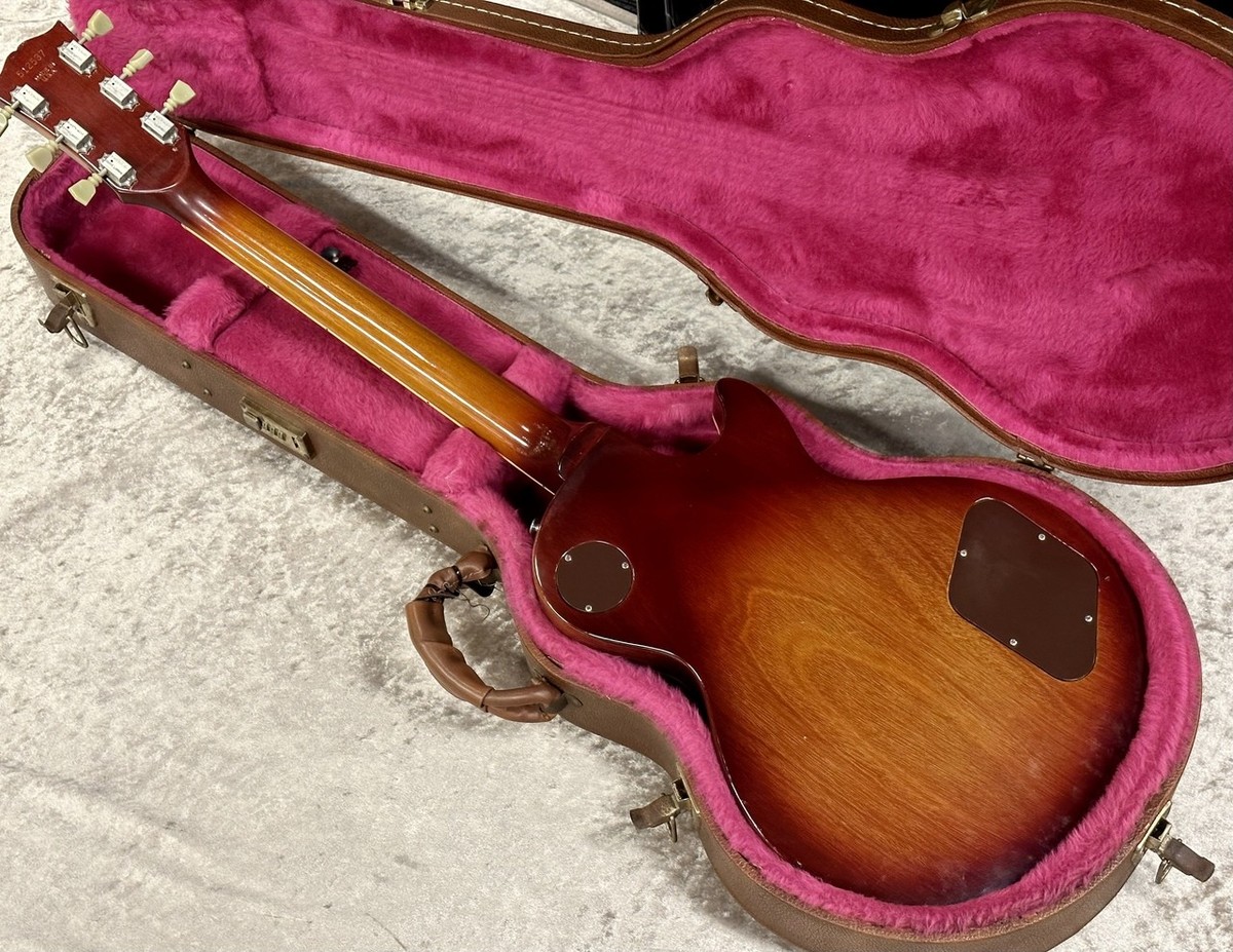 Gibson 1974 Les Paul Deluxe Conversion Cherry Sunburst Left