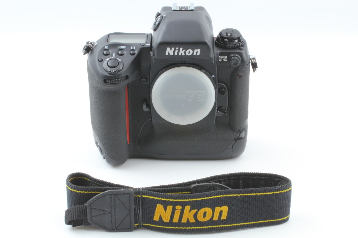 MINT] Nikon F5 35mm film camera Late Model S/N 319xxxx w/ Strap