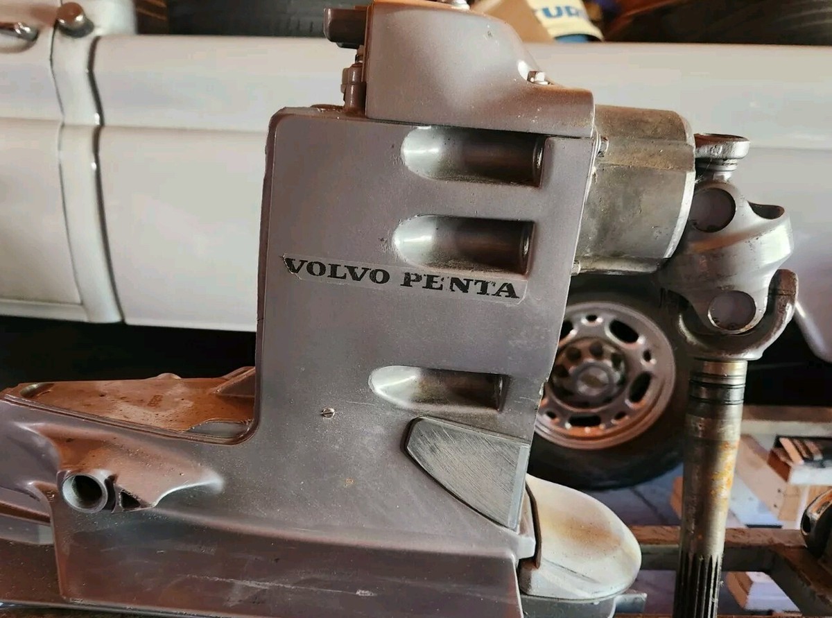OEM Complete Volvo Penta Sx-m Outdrive 1.79 Ratio 3868893