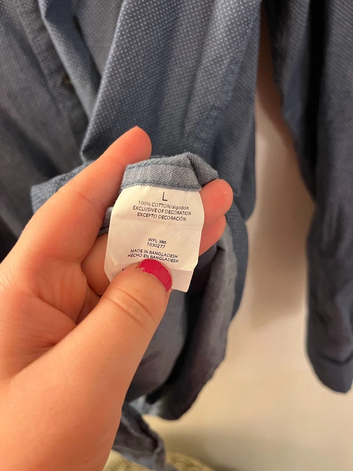 Lunares Haggar grandes abotonados para hombre Foto 2 de 4