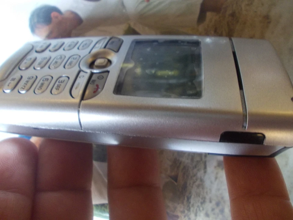 SONY  ERICSSON  T310  NUOVO   - Immagine 4 di 4