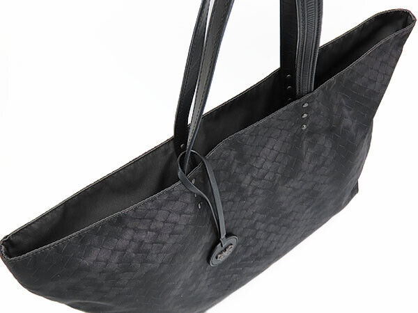 Bottega Veneta Intreccio Lusion Medium Tote Bag S… - image 4