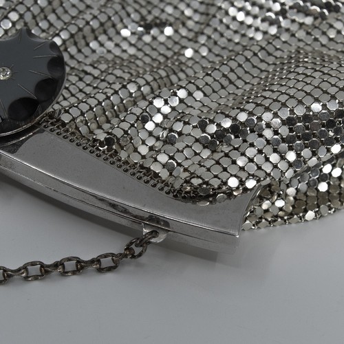 Vintage WHITING & DAVIS silver glomesh bag - rhinestone / lucite (?) clasp 2898 - Picture 14 of 15
