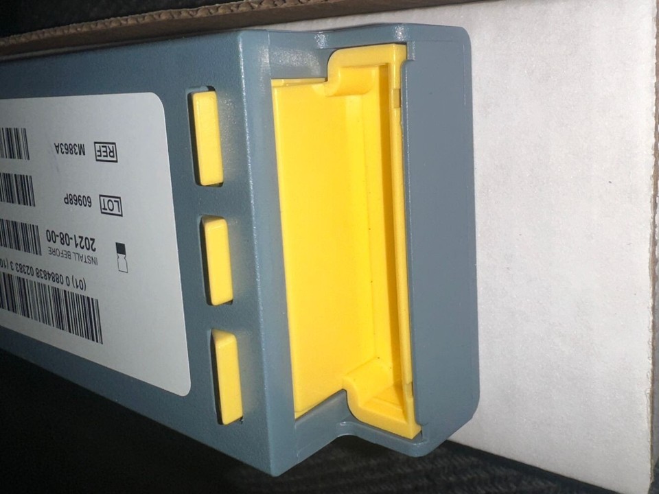 Philips 12V M3863A Defibrillator Battery For FRX, FR2, Expiration 08/21