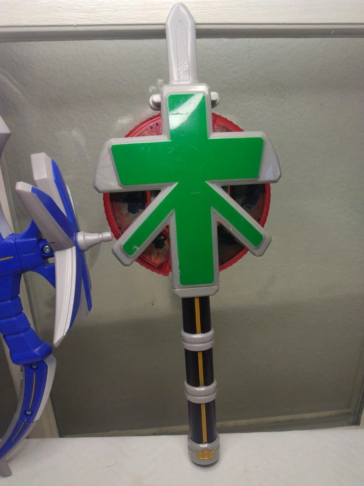 BANDAI Power Rangers Shinkenger Wooden Spear & Bow Set JP - Image 4 of 4