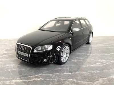 Ottomobile 1/18 Audi RS4 B7 Avant Phantom Black Pearl Effect 2006 Rare
