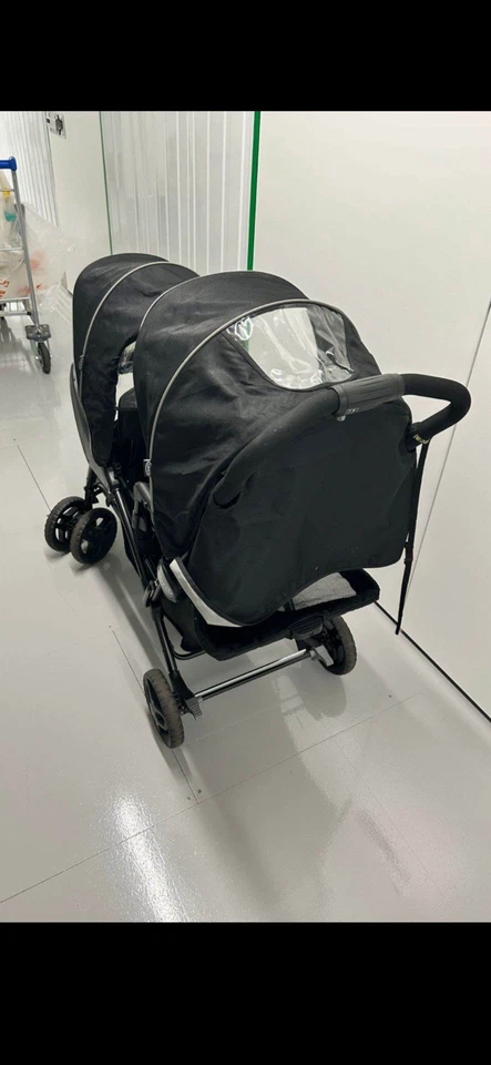 Graco Stadium Duo Tandem Twin Seat Buggy Stroller Pushchair - Black / Grey - Image 4 of 4