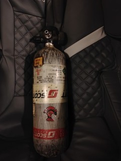 Scott 5.5 5500 psi 6.8 Luxfer tank quick connect