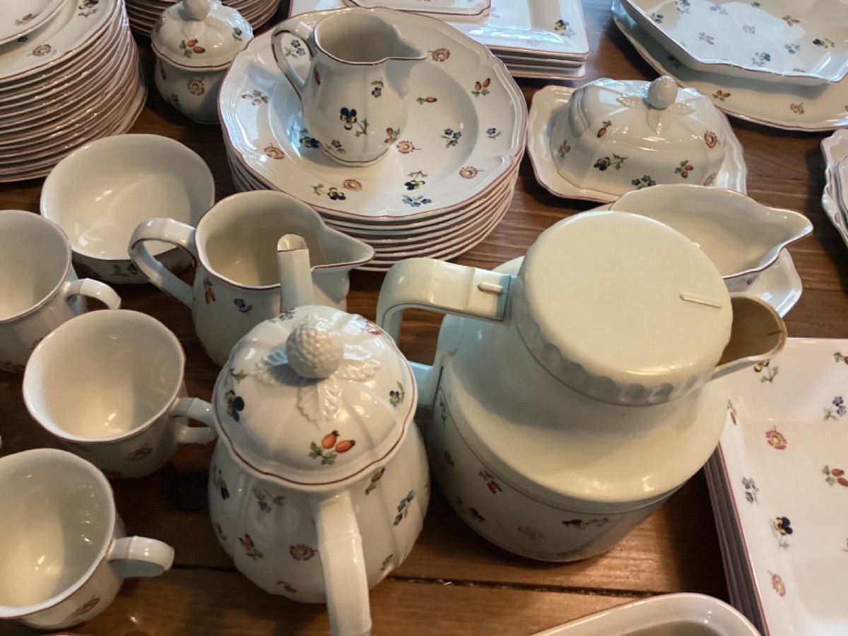 Villeroy & Boch Petit Fleur 6枚セット Villeroy & Boch Set of 6 200ml Coffee Cups and Saucers – 'Petite