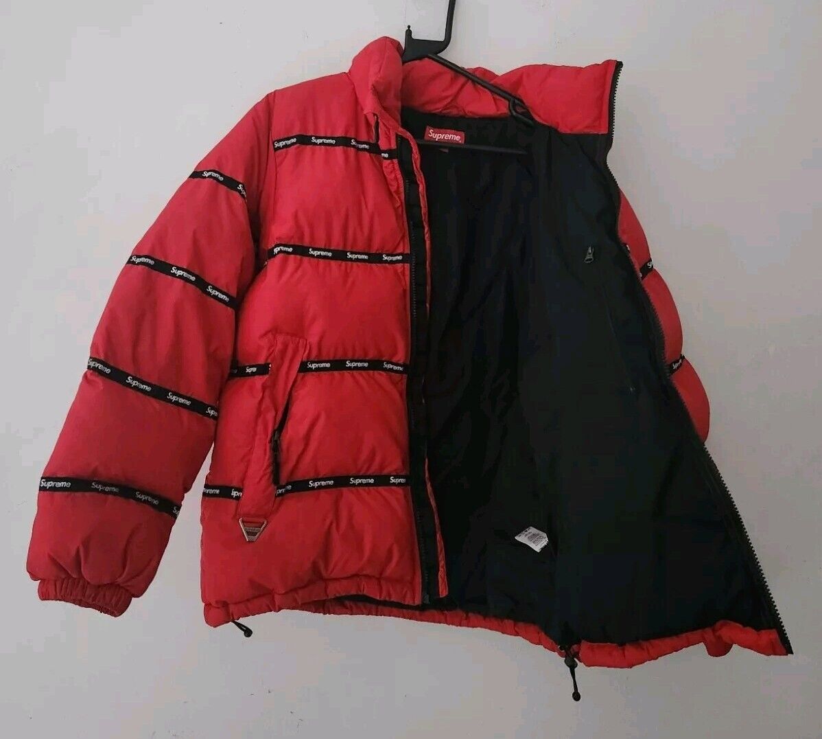 FW16 Supreme Logo Tape Puffy Jacket Size S Small Red Puffer FW16 Supreme Logo Tape Puffy Jacket Size S Small Red Puffer