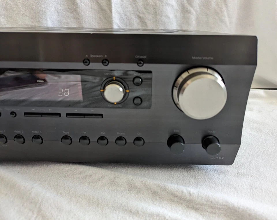 Integra DTR-5.2 AV Receiver w Universal Remote (OEM) Bundle - Works - Phono - Image 4 of 4