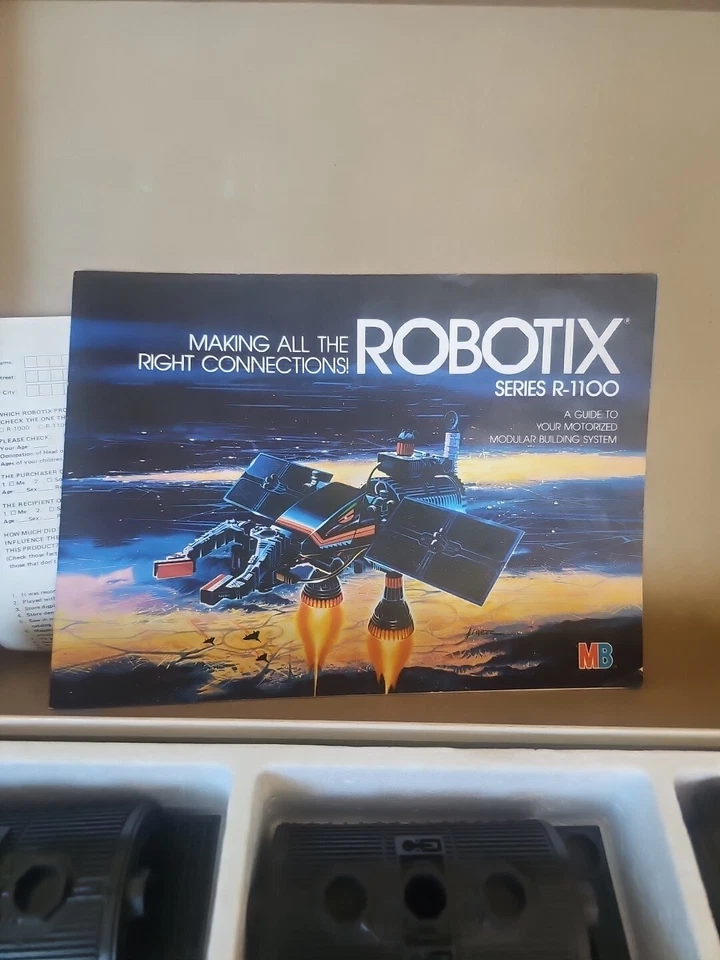 Toy ROBOTIX Series R-1100 Motorized Modular Building System - Image 3 of 4