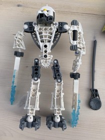 LEGO BIONICLE: Toa Hordika Nuju (8741) with Tin & Instructions