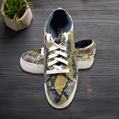 STEVE MADDEN Emmi Faux Snakeskin Leather Platform Sneakers Size 10M