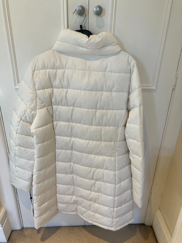 Ladies DKNY Puffer Coat Size L NWT RRP £79.99 - Image 3 of 4