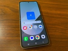 Samsung Galaxy Z Flip6 SM-F741U1 - 256GB - Silver Unlocked READ DESCRIPTION