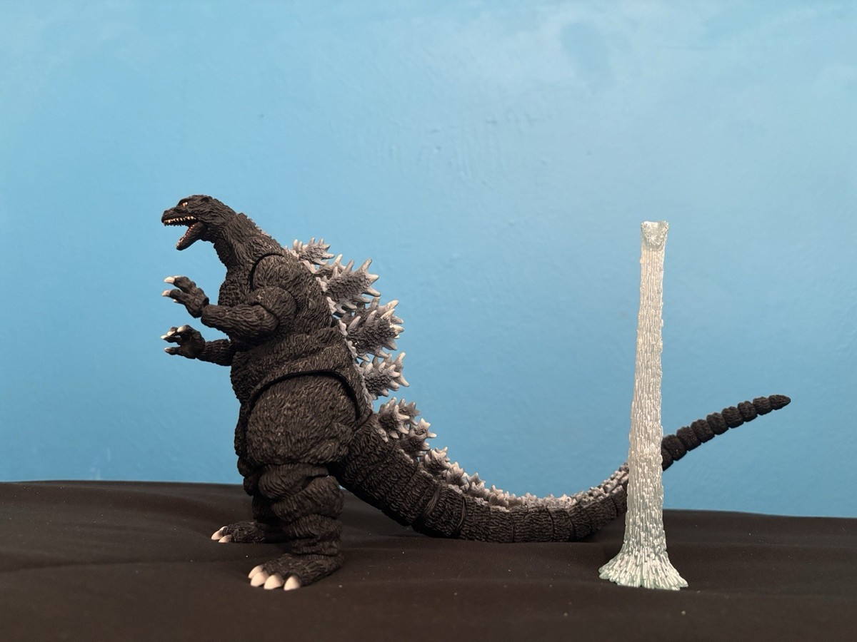 SH Monsterarts Godzilla - 1994/Original Version W/ Atomic Breath