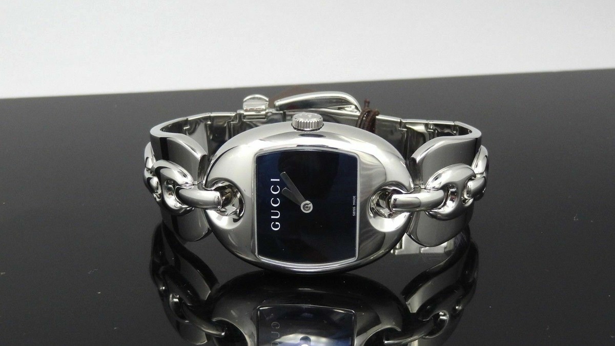 Gucci Marina Black 121.3 Wrist Watch 26mm Stainless Steel Model