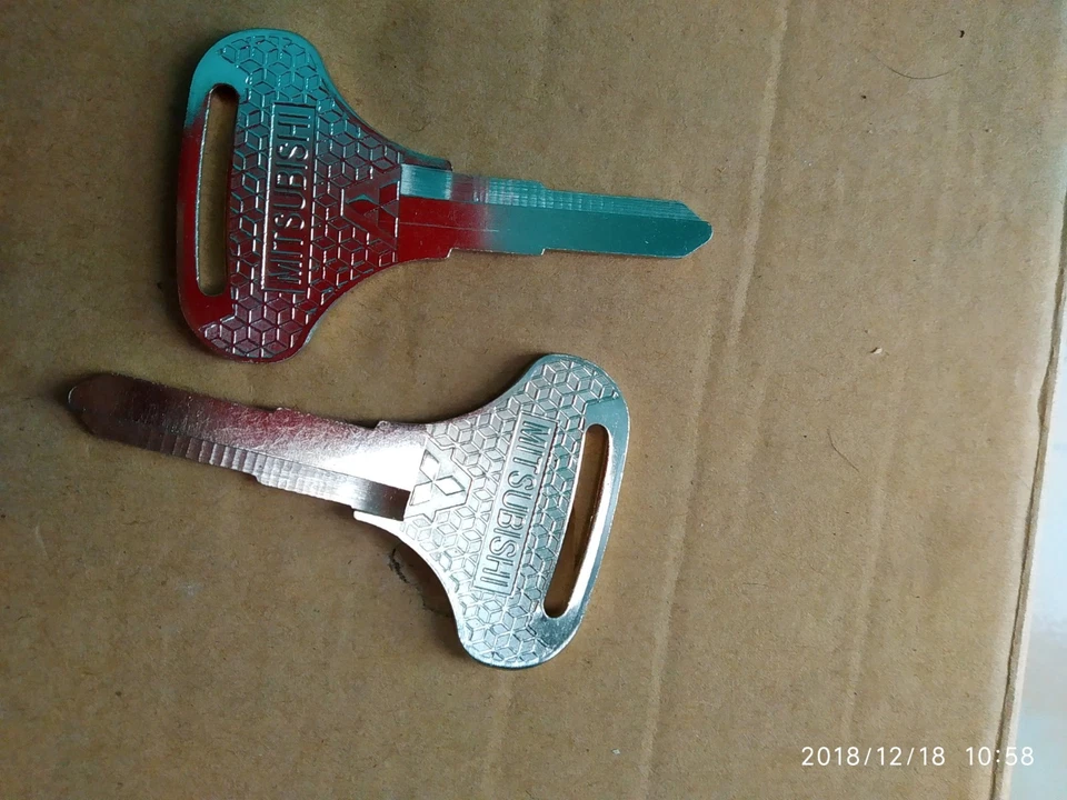 Mitsubishi Fuso Truck, Forklift Fuso Canter FE FF FB FD FH FG MEDIUM Blank Key  - Image 4 of 4