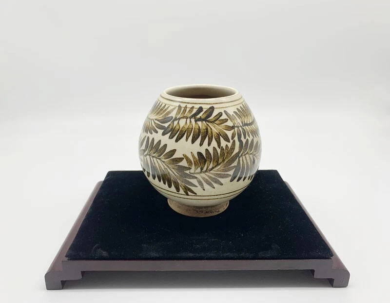 Antigua porcelana china 13thc CiZhou Ware blanco y negro lavado con cepillo Foto 4 de 4