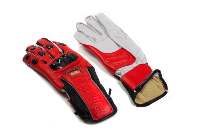 aprilia gloves
