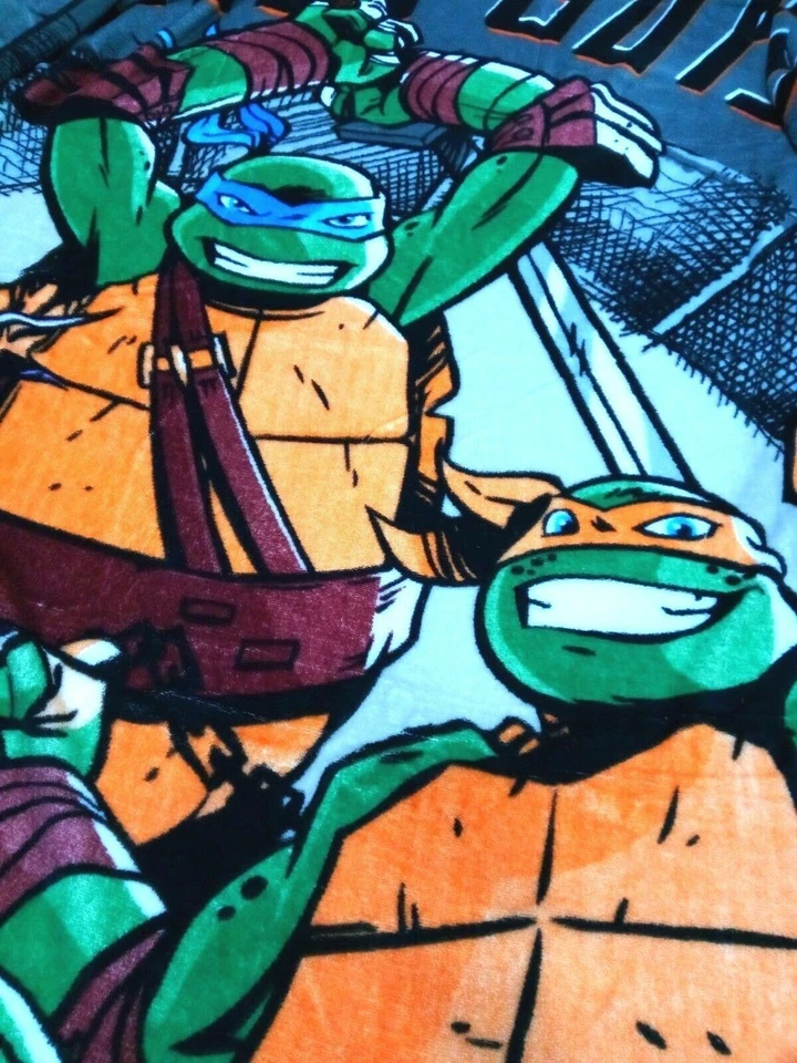 Manta de felpa suave Teenage Mutant Ninja Turtles 62X90 The Good Guys Foto 2 de 4