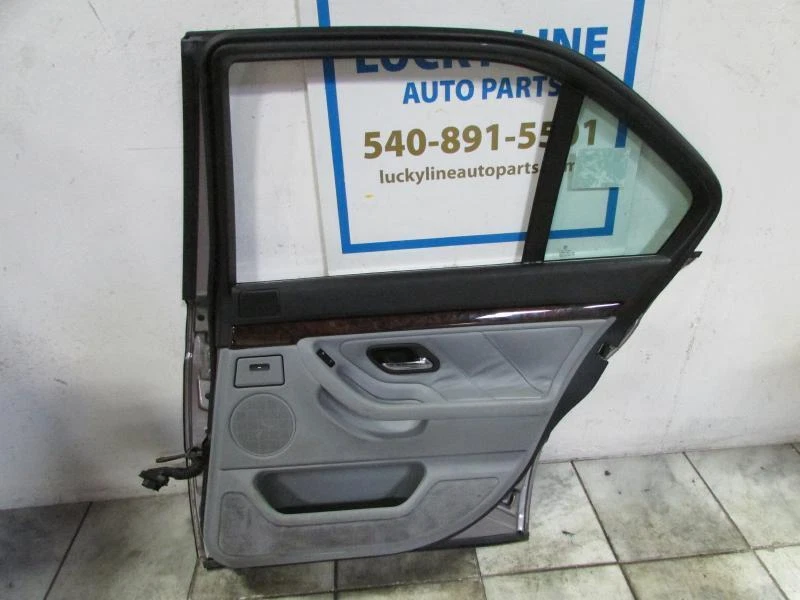 95 96 97 98 99 00 01 PUERTA TRASERA DERECHA BMW 740I Foto 4 de 4