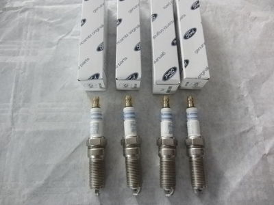4 Stück Original Zündkerzen Zündkerze FORD FOCUS MK2 1.4 1.6 16V 2050957