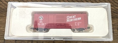 Con-Cor N Scale 0001-001751 40  Boxcar E/plug & Slide Door Great Northern B10