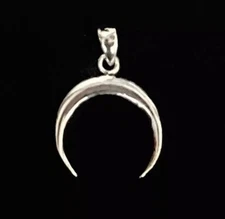 925 Sterling Silver Crescent Moon Pendant